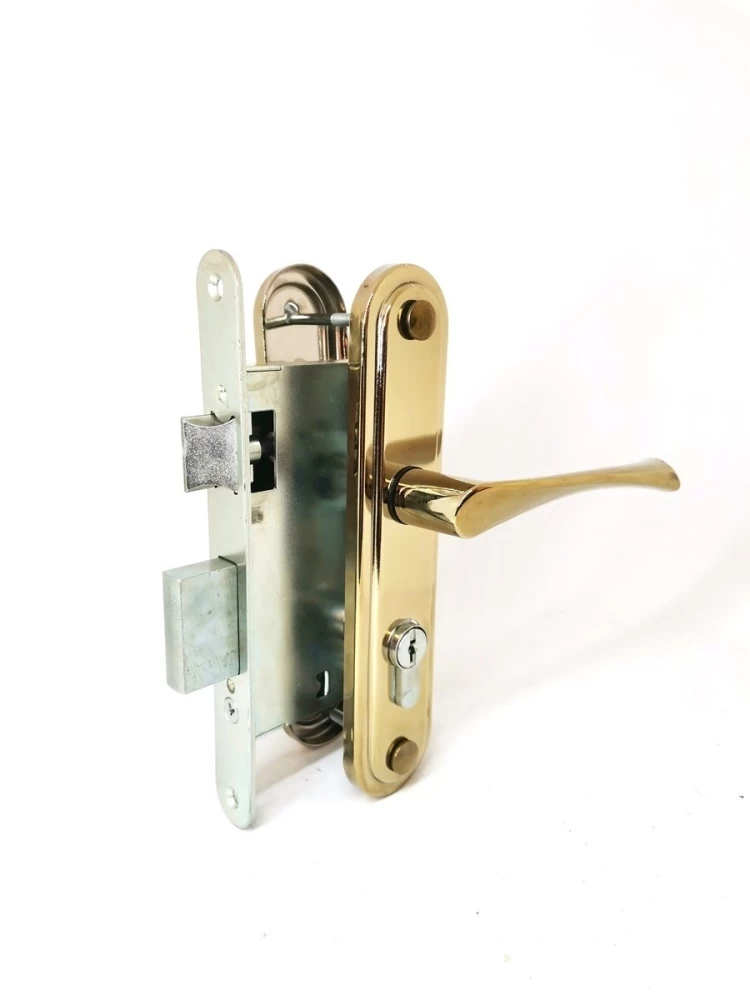 Фото Замок врезной цилиндровый с защёлкой в комплекте с ручкой ЗВ7 (золото лак), 4 кл.